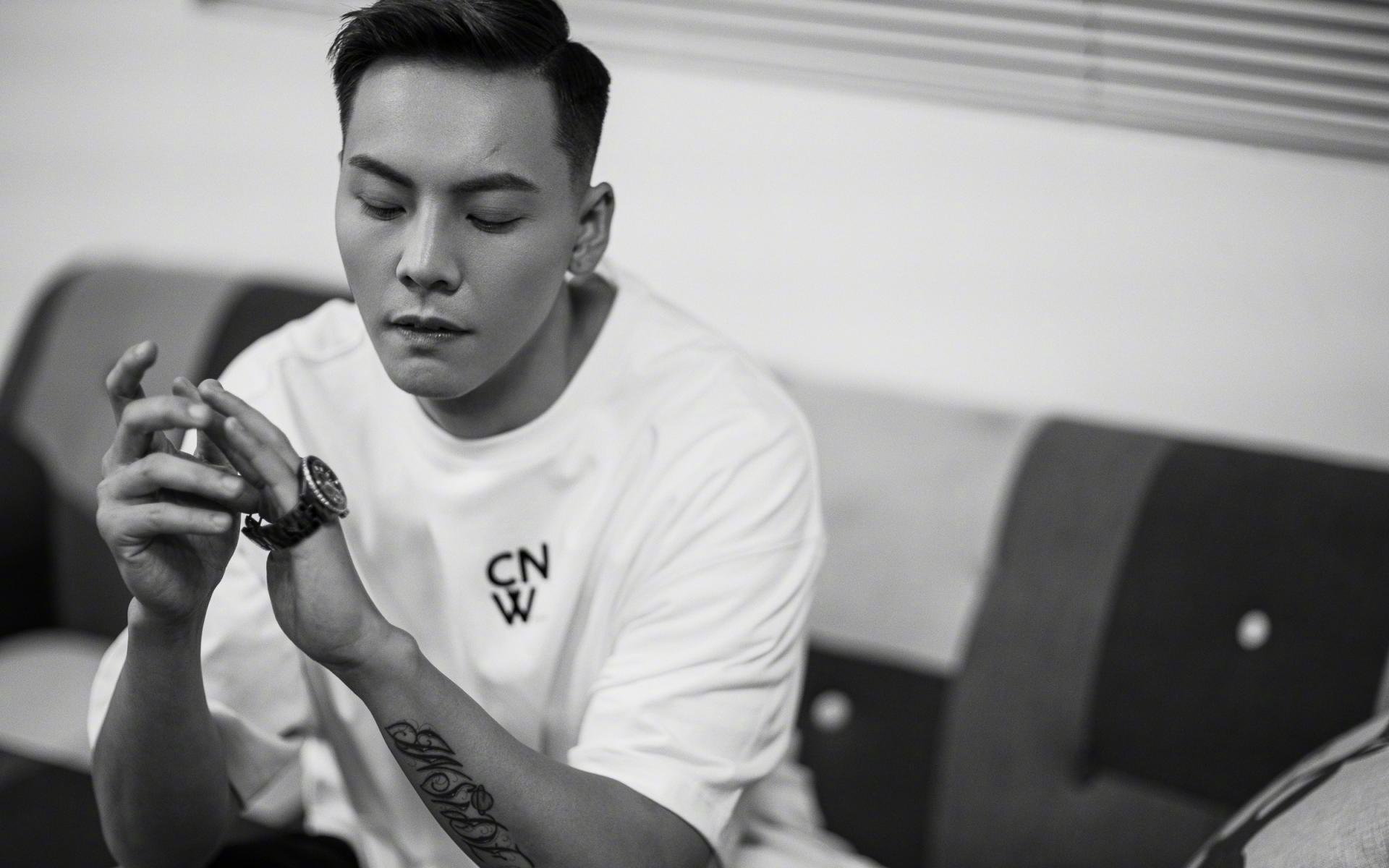 国际热身赛中国队夺冠 技术打法备受称赞，国际热身赛赛程