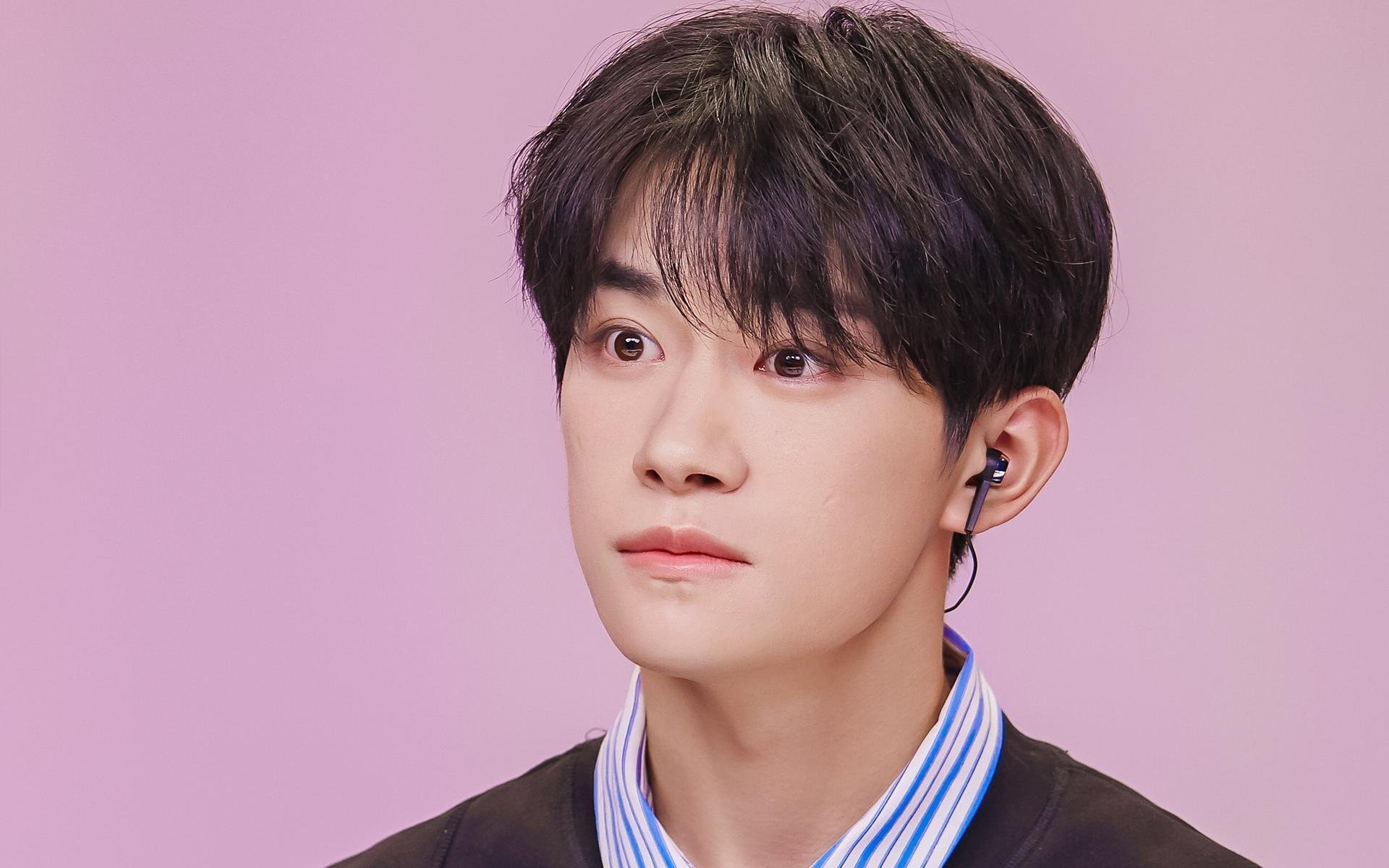 体育新闻中心关注运动产业链上下游发展趋势，体育产业链上中下游划分